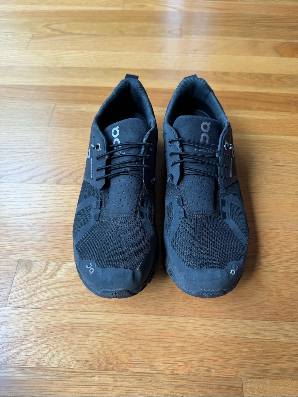 On Cloud Waterproof Shoes in Black - Picture 2 of 8